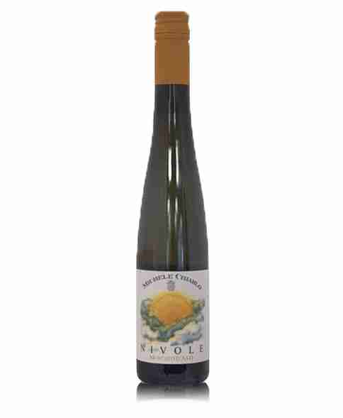moscato-d-asti-docg-nivole-michele-chiarlo-shelved-wine