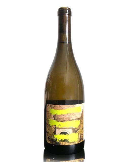chardonnay-rorick-vineyard-cruse-wine-co-shelved-wine